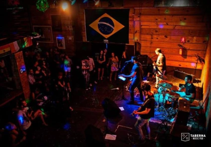 Taberna Music Pub com Show ao vivo em Goiânia - GO