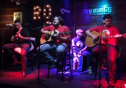 Vikings Pub com Show ao vivo em Goiânia - GO