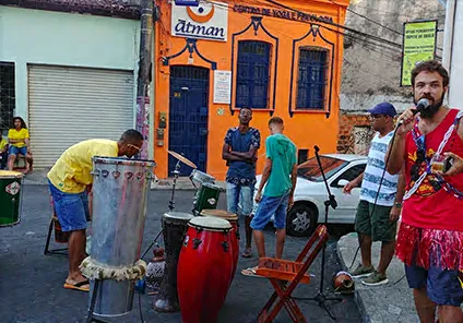 Bar Velho Bar com Show ao vivo em Salvador - BA